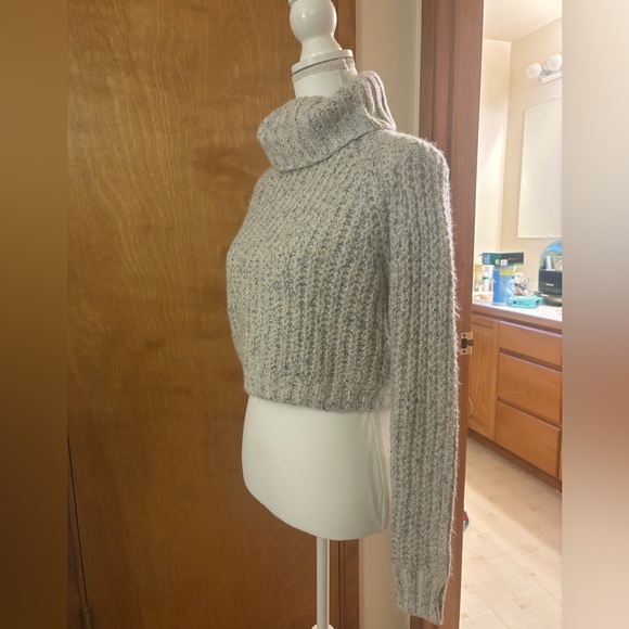 Topshop Gray Turtleneck Cropped Sweater - Picture 2 of 5